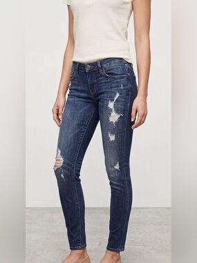 Abercrombie & Fitch Distressed Skinny Jeans Dark Wash W26 L29 Low Rise